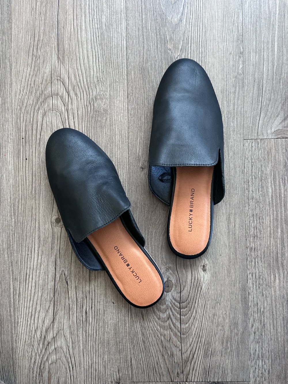 Lucky Brand Black Leather Mule Loafers Slides Women’s Size 7.5/7 Flats